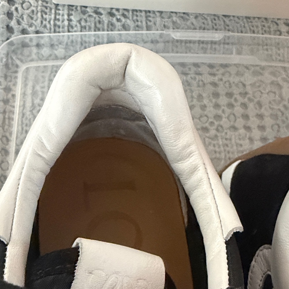 Loewe Flow Runners Black & White women’s sneakers size 37 - Picture 10 of 12